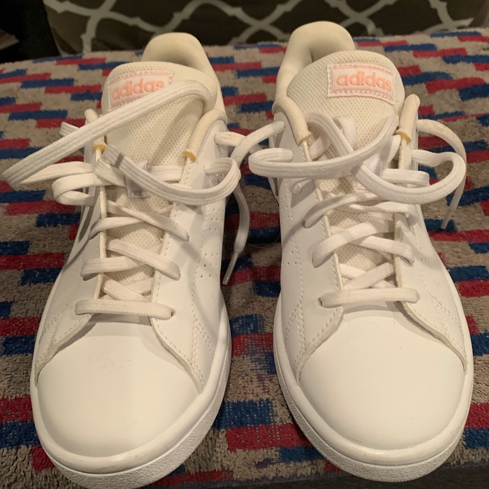 Womens size 6 adidas